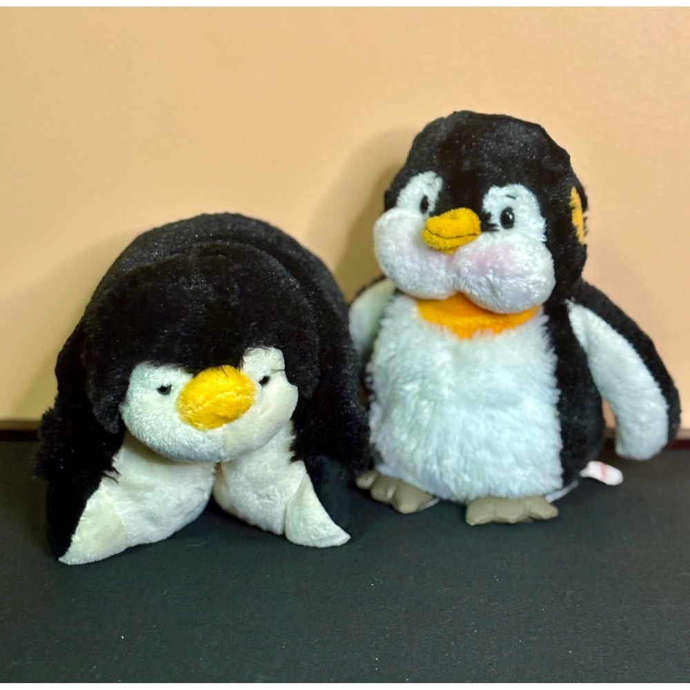 Y2K Penguin Plush Lot Ganz Webkinz Penguin and Pillow Pets PeeWee Penguin Lot